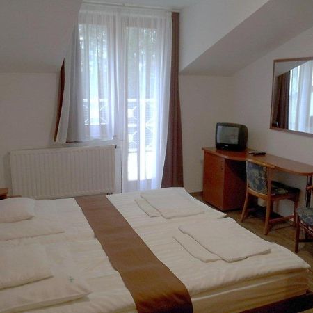 Fenyves Hotel Bekescsaba Εξωτερικό φωτογραφία